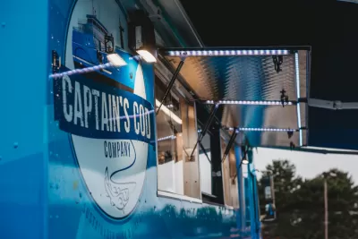Captains Cod - Fish and Chip Trucks - 22 ft Freightliner